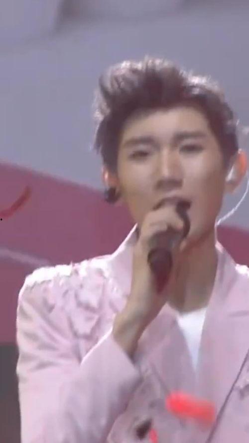 明星大爆料车祸视频大全,瞬间回顾惊险瞬间 第2张 明星大爆料车祸视频大全,瞬间回顾惊险瞬间 第2张